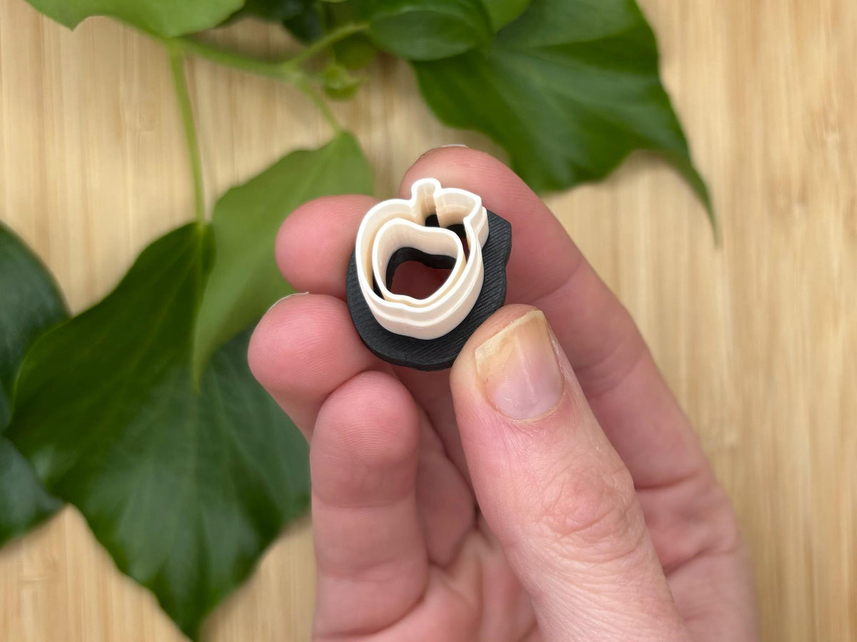 Apple Cutters with Detail